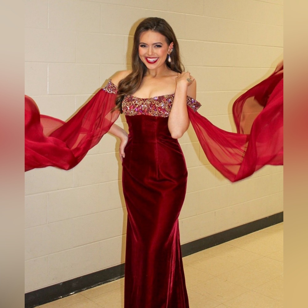 Custom Sherri Hill Couture w/ Stephanie Somers Earrings